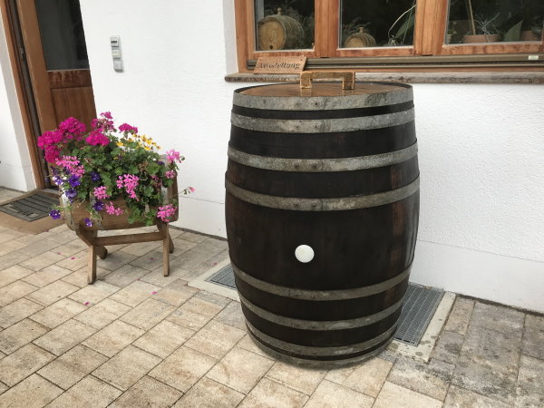 gebrauchtes Weinfass Regentonne Holzfass 300 Liter 600